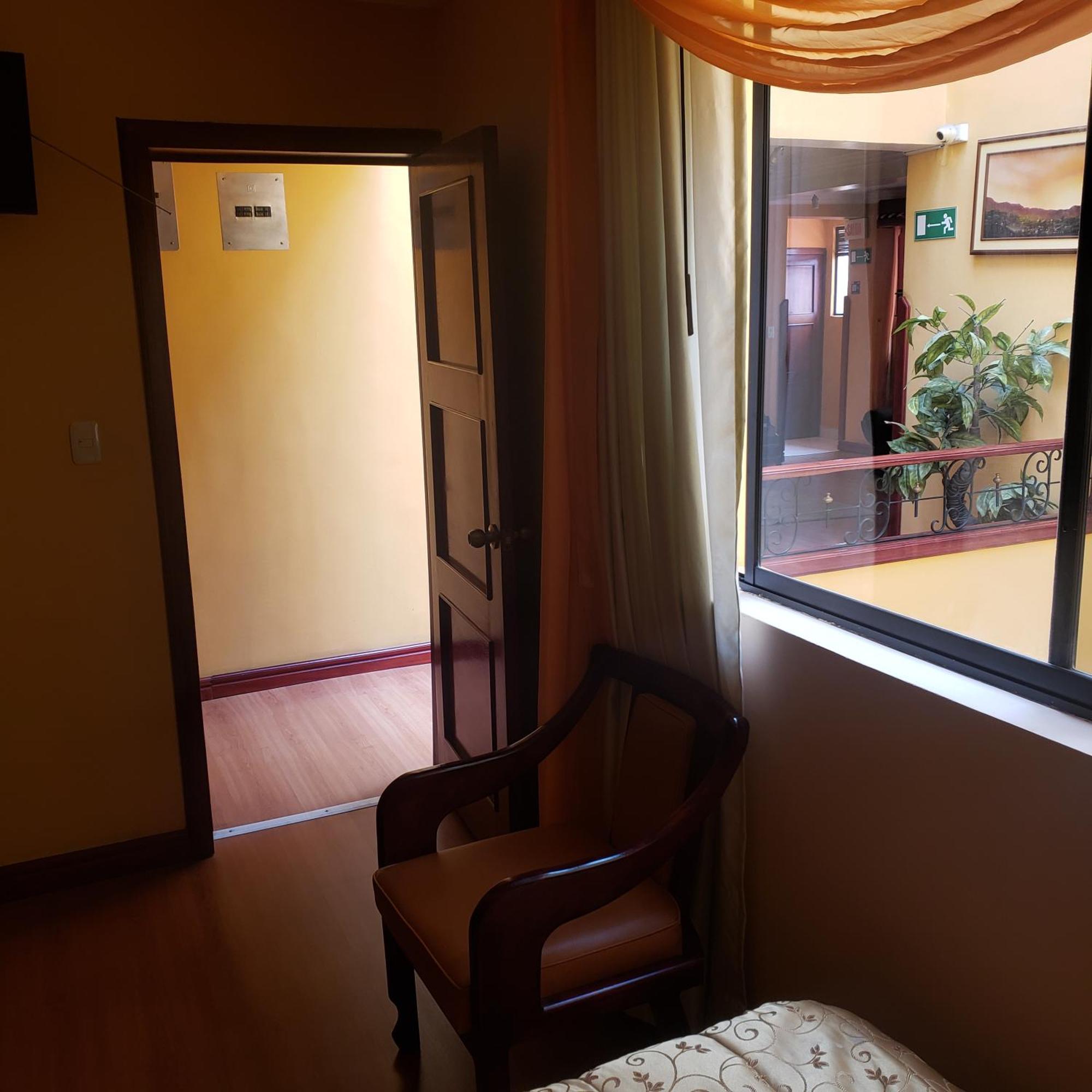 Lloresa Cuenca Ruang foto