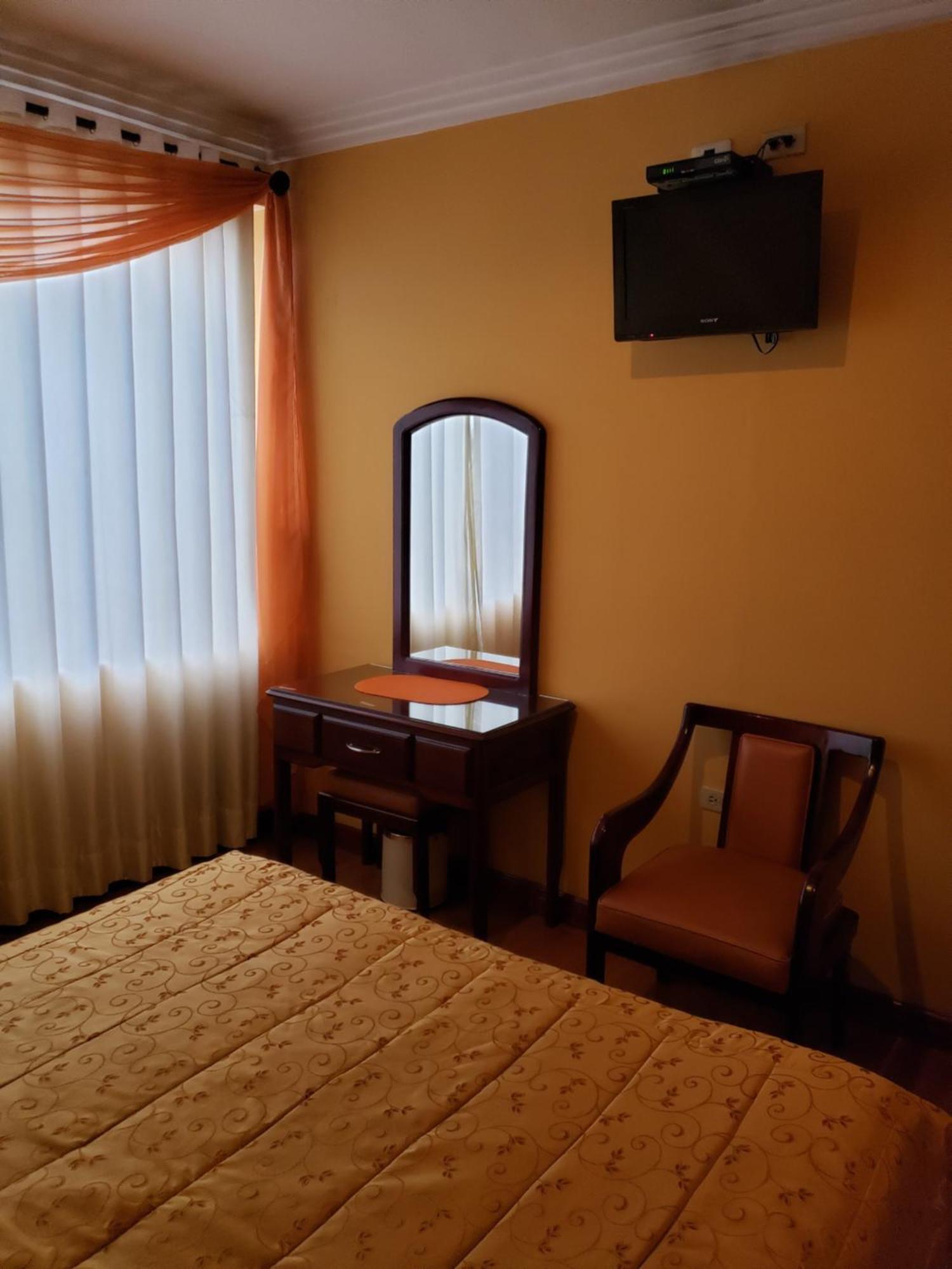 Lloresa Cuenca Ruang foto